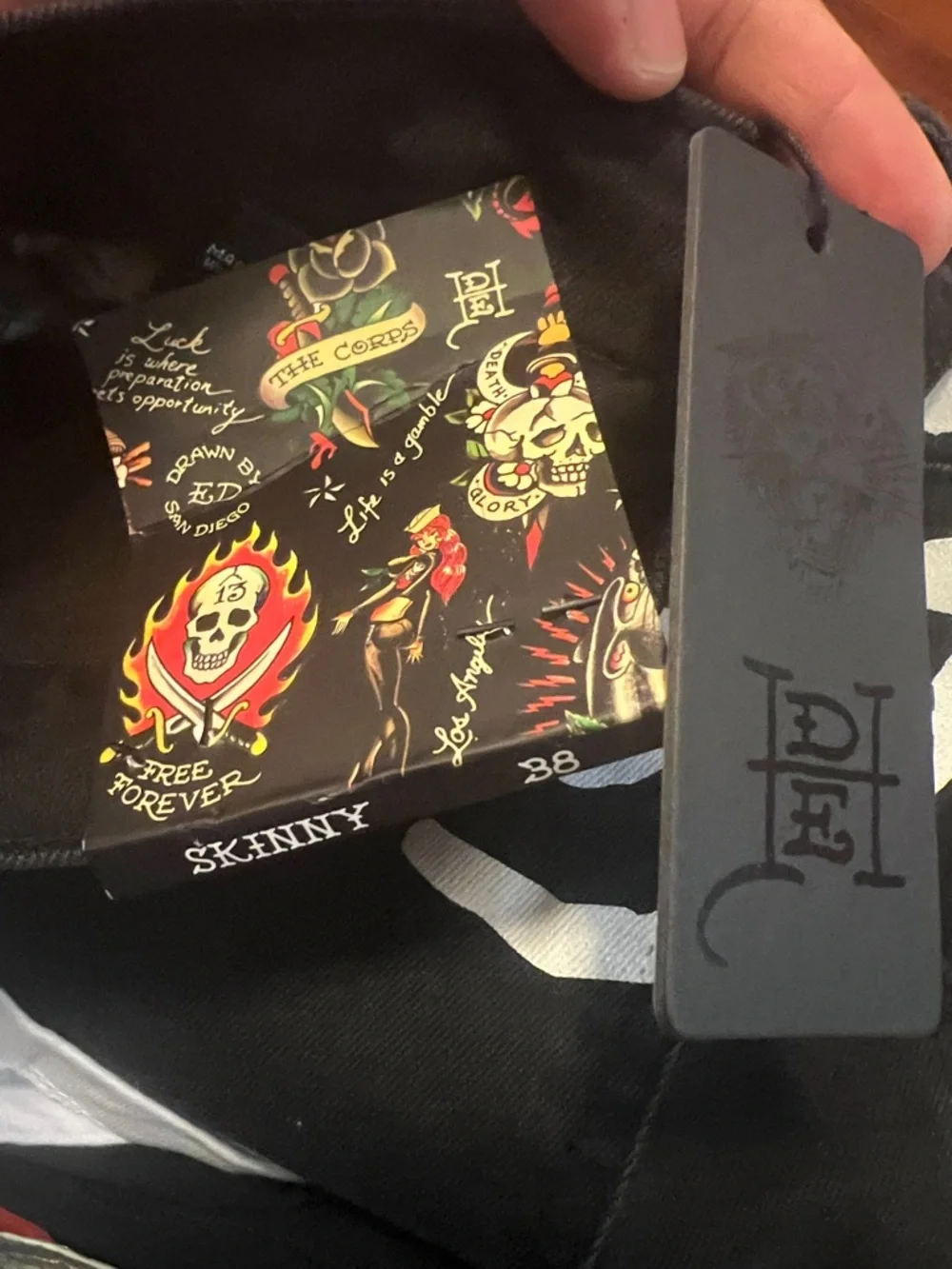 Ed Hardy Black Skinny Jeans with White Script & Skull Accent - Picture 6 of 6
